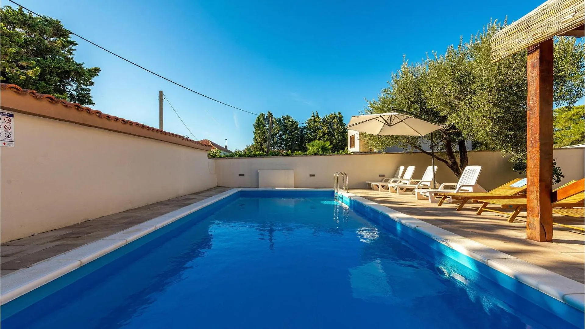Gorgeous Home In Vrsi With Outdoor Swimming Pool 0*,