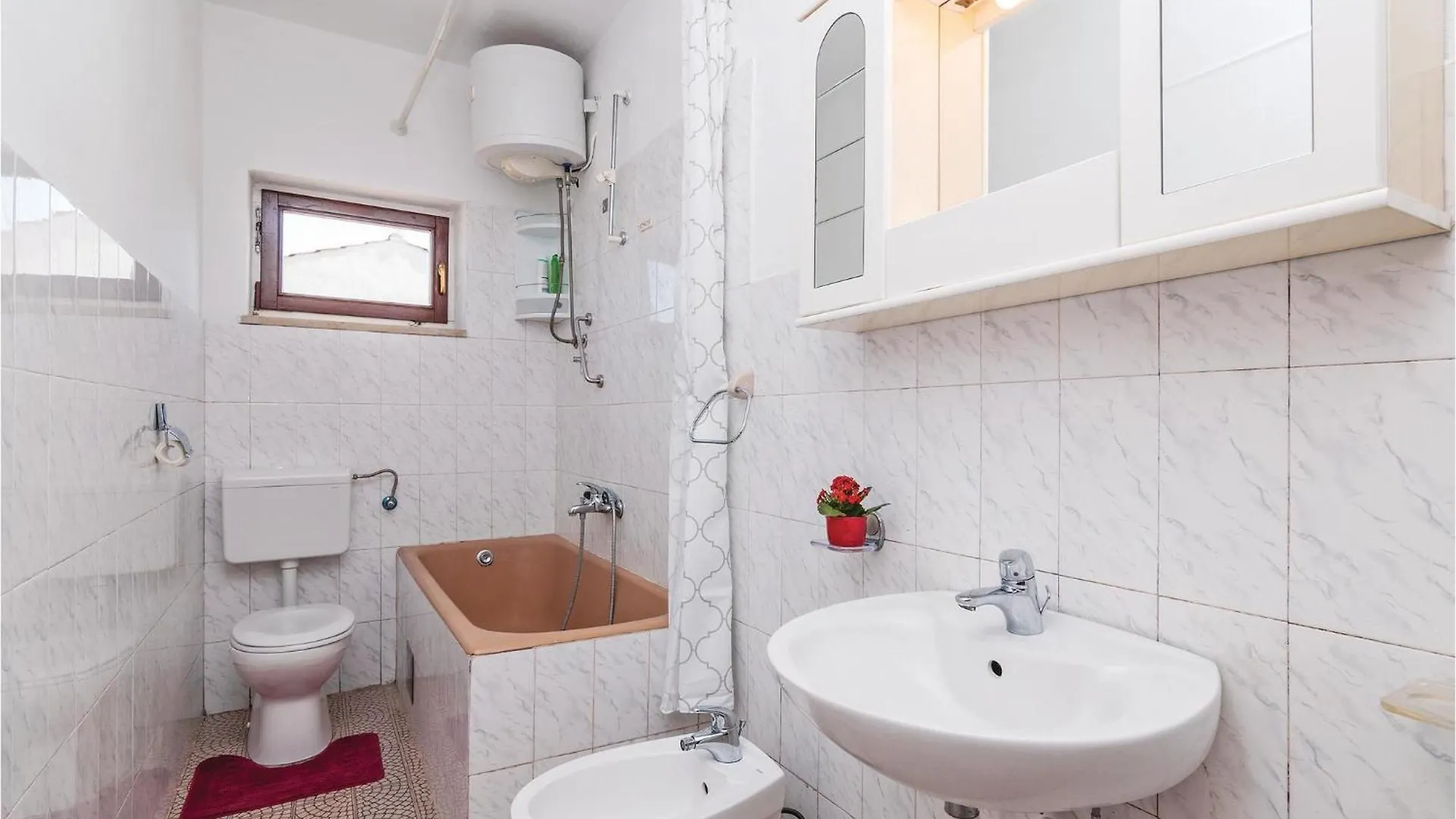 Gorgeous Home In Vrsi With Outdoor Swimming Pool