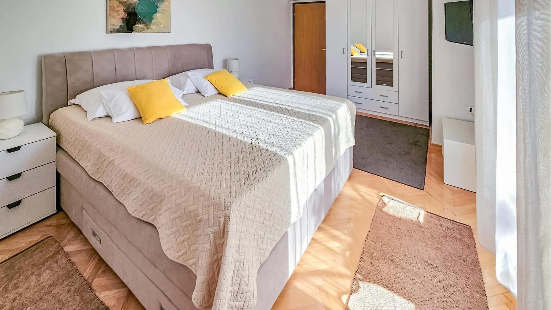 Gorgeous Home In Vrsi With Outdoor Swimming Pool Holiday home