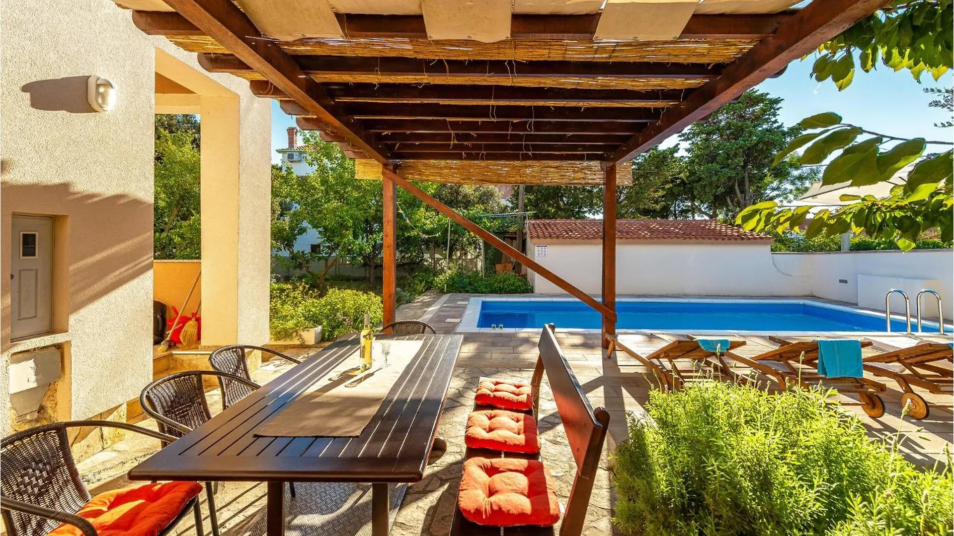 Holiday home Gorgeous Home In Vrsi With Outdoor Swimming Pool
