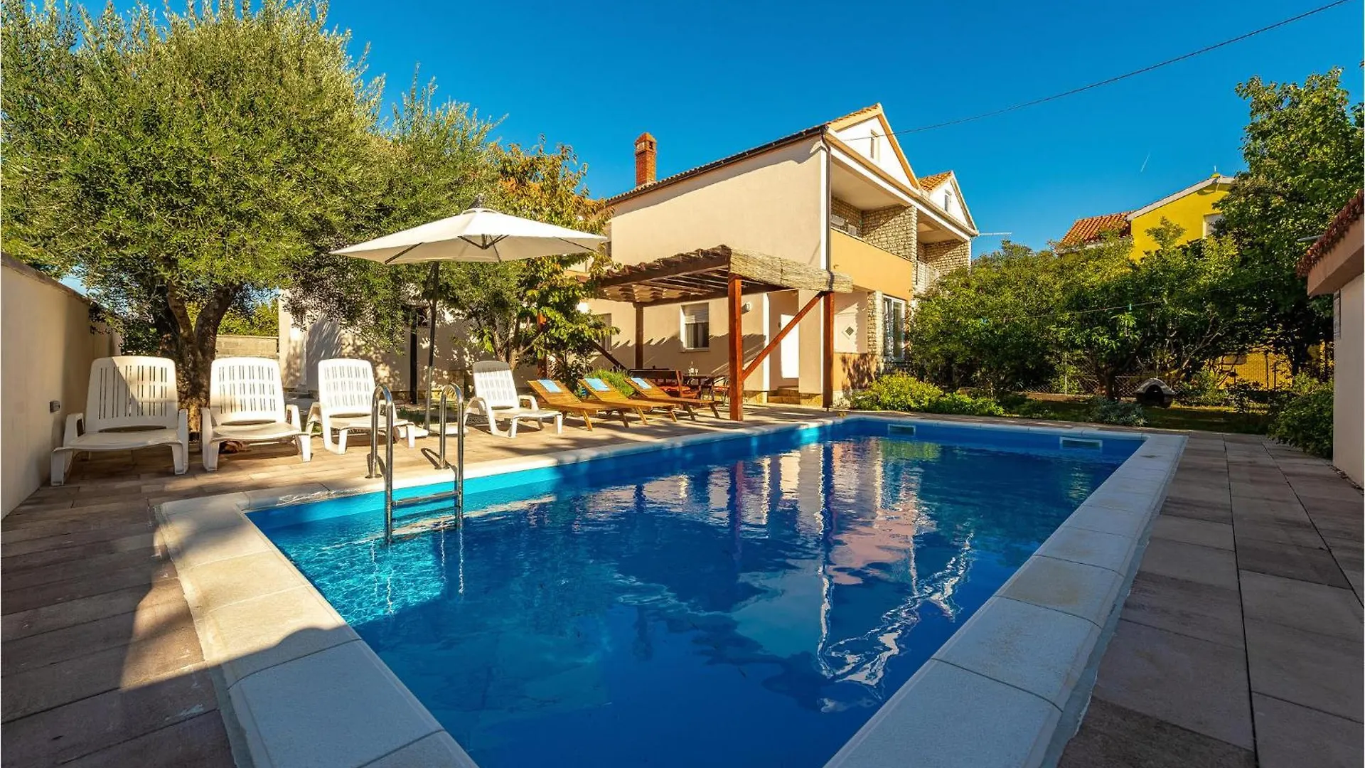 Gorgeous Home In Vrsi With Outdoor Swimming Pool