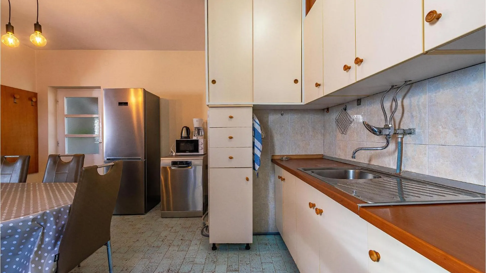 Gorgeous Home In Vrsi With Outdoor Swimming Pool